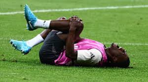 他不仅迅速 他不仅迅速